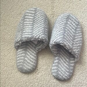Barefoot Dreams Soft Gray Slippers